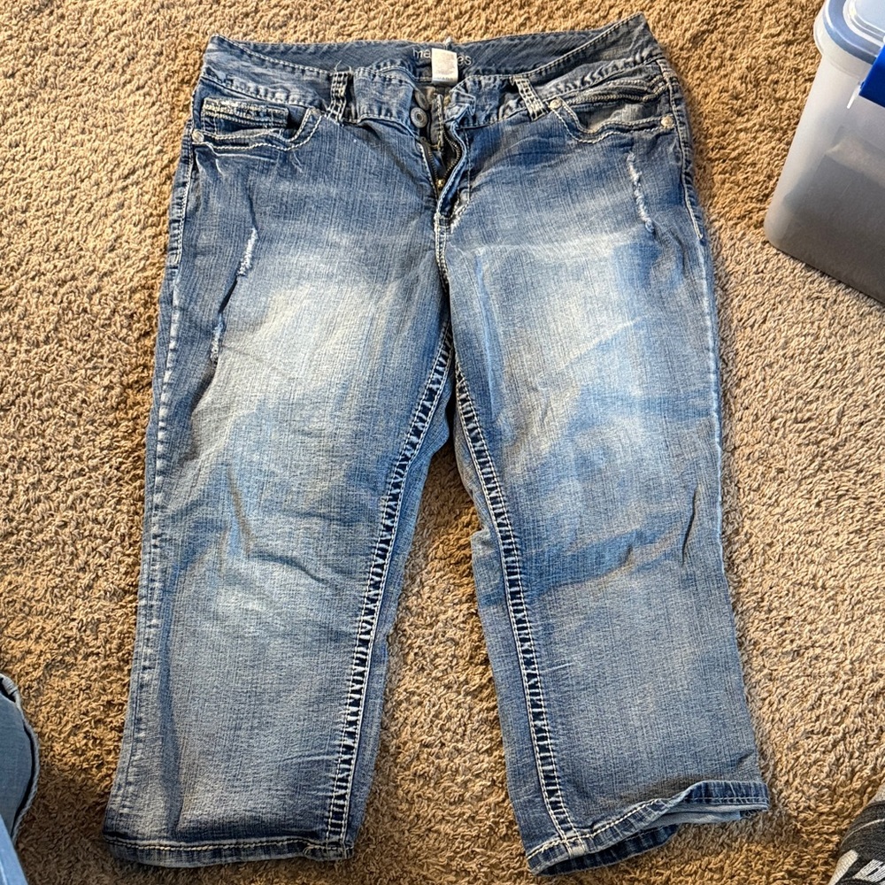 Maurices Light Blue Cropped Jeans